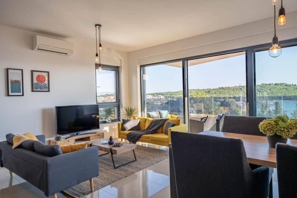 Apartment Emarin บานโจเล ภายนอก รูปภาพ