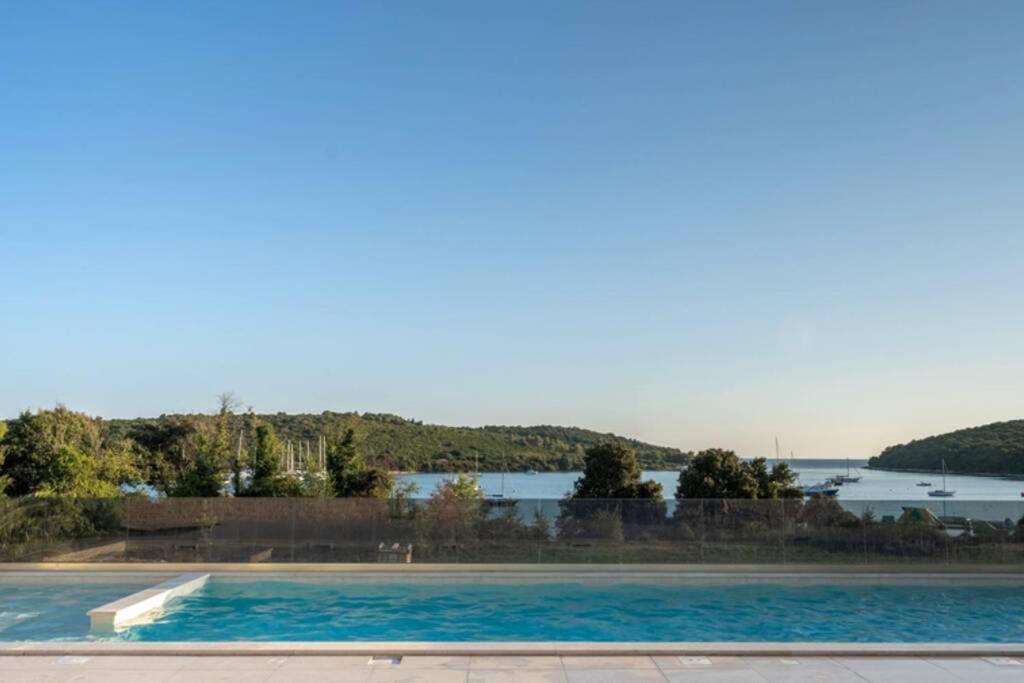 Apartment Emarin บานโจเล ภายนอก รูปภาพ