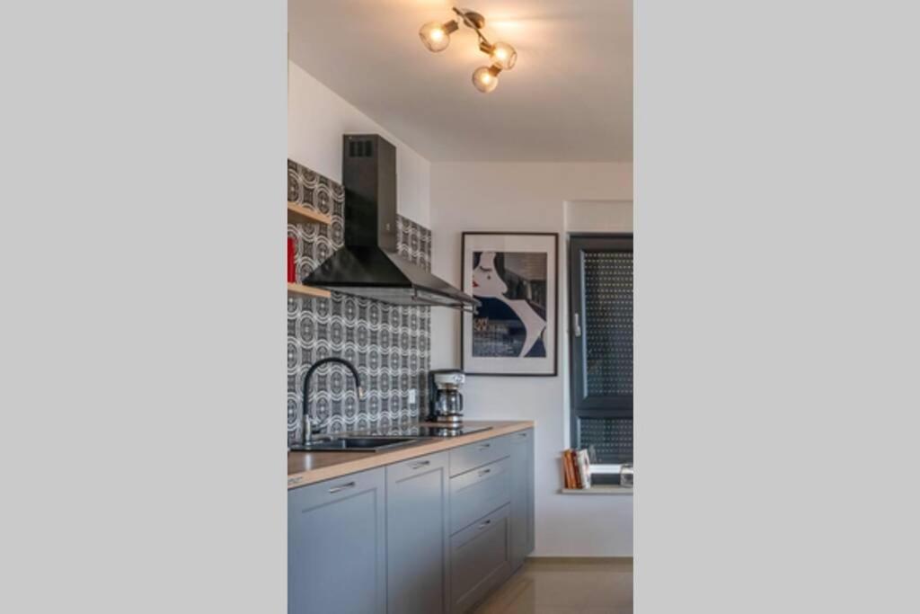 Apartment Emarin บานโจเล ภายนอก รูปภาพ
