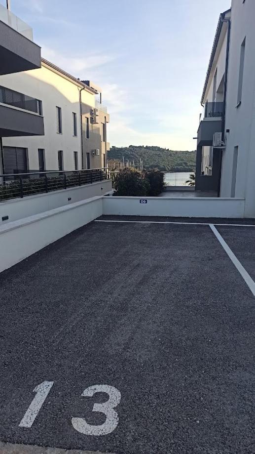 Apartment Emarin บานโจเล ภายนอก รูปภาพ